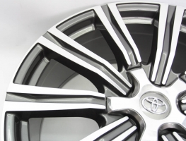 Фото диска Toyota LX2016 серый с полировкой