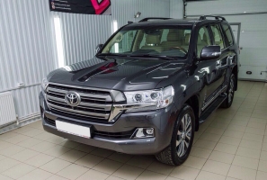 Диски с оригинальным дизайном для Toyota Land Cruiser 200