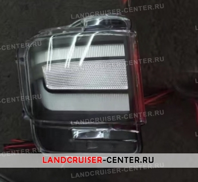 Противотуманные фонари темные в задний бампер Toyota Land Cruiser 200